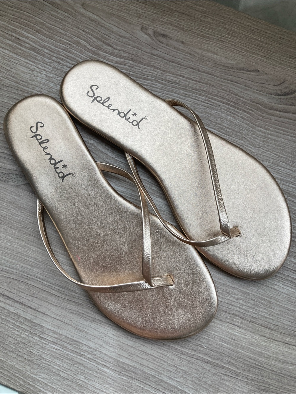 Splendid Women's leather Metallic Rose Gold Flip Flop Sandals 8